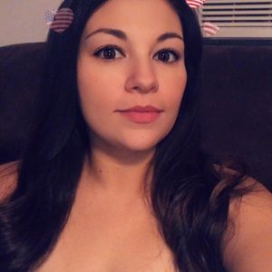 Meet your Posher, Erika